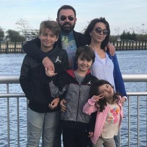 Meet your Posher, Esat